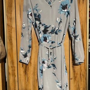 White House Black Market Gray Blue Sheath Dress Long Sleeve V-Neck